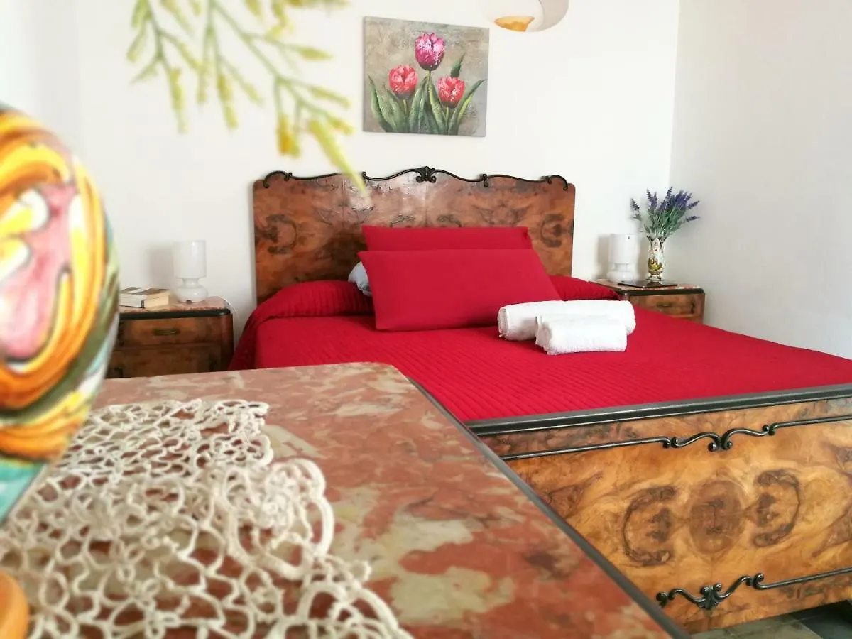 Apartment Appartamento La Pinetina Valderice