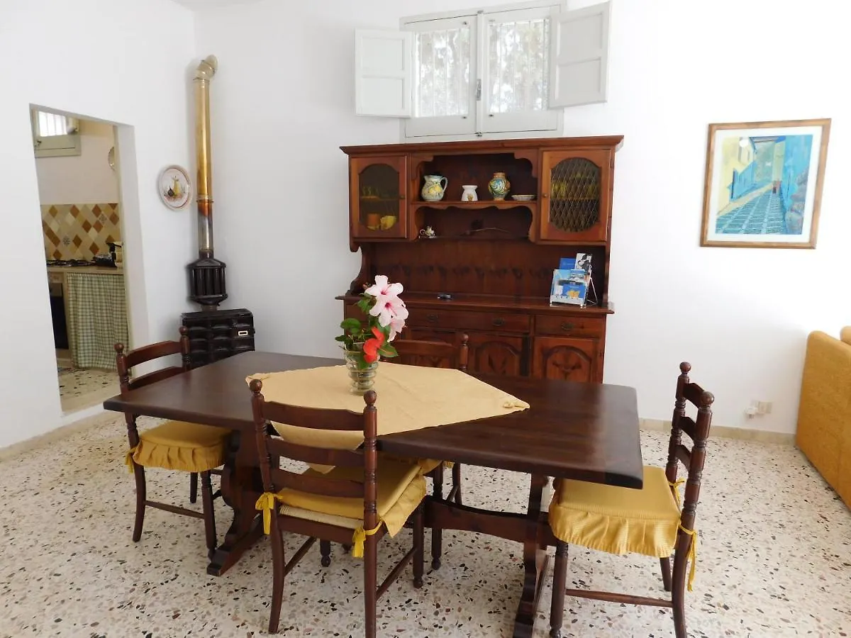 Apartment Appartamento La Pinetina Valderice